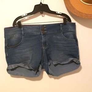 Denim Shorts with some stretch Size 14